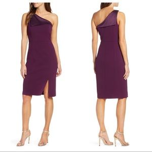Vince Camuto one shoulder plum crepe sheath dress
